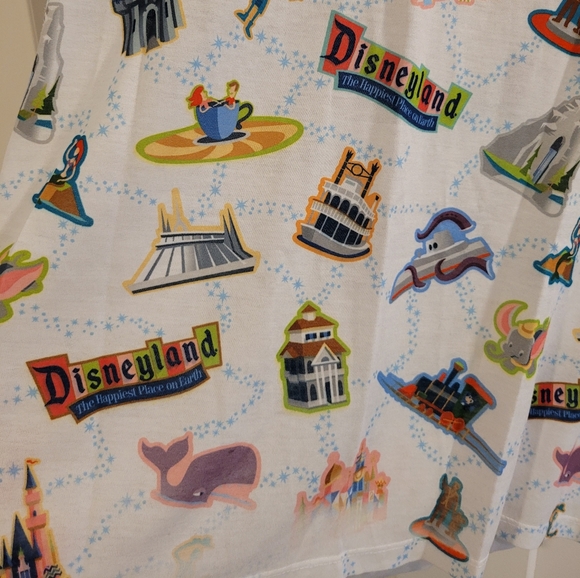 Disney Land Printed Tee - Picture 2 of 2